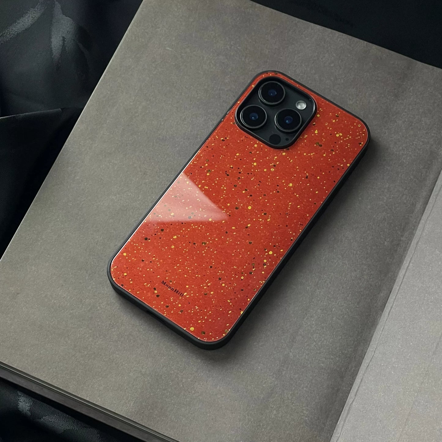 Red and gold abstract art non-slip full-coverage tempered glass premium phone case