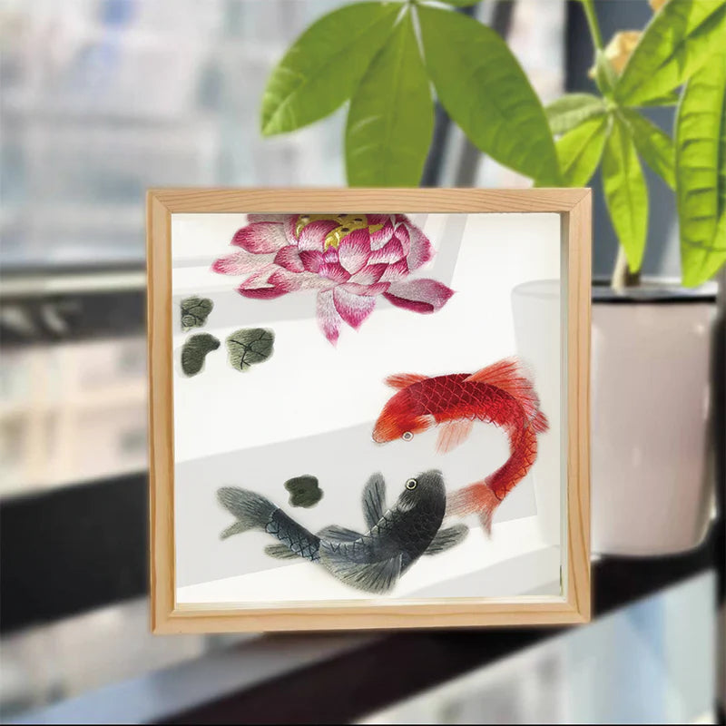 Natural Wood Shu Embroidery Panda Photo Frame Ornament