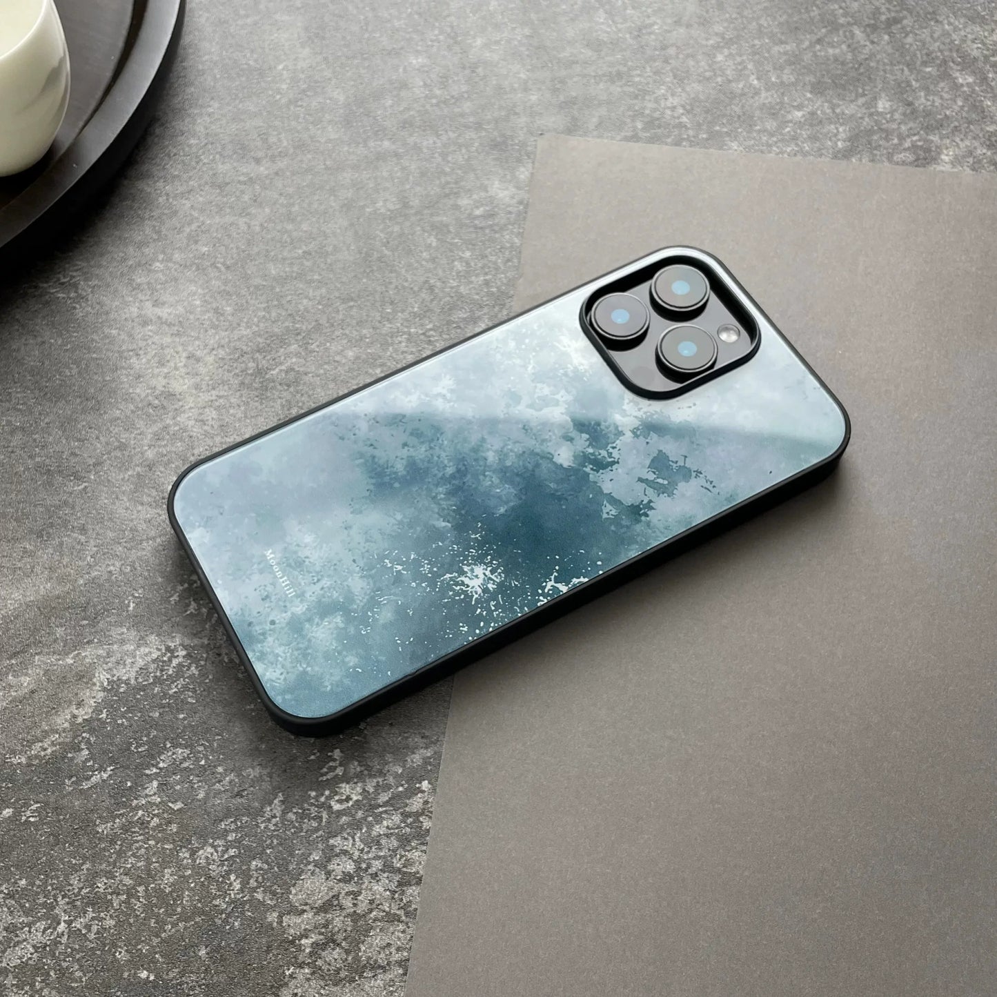 ray-blue cloudy pattern anti-slip full-coverage tempered glass premium phone case