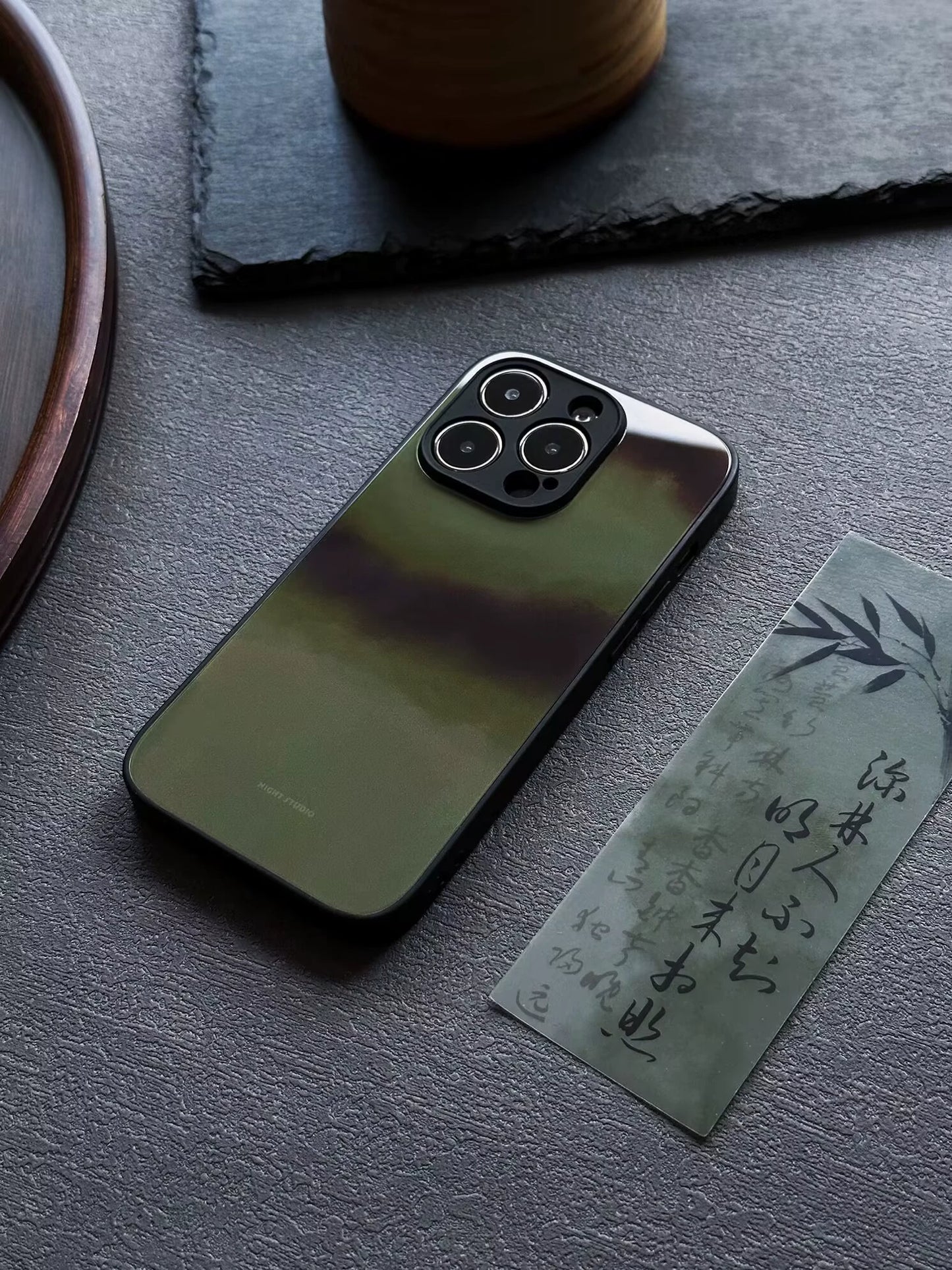Night Studio Retro Black Green Glass Phone Case