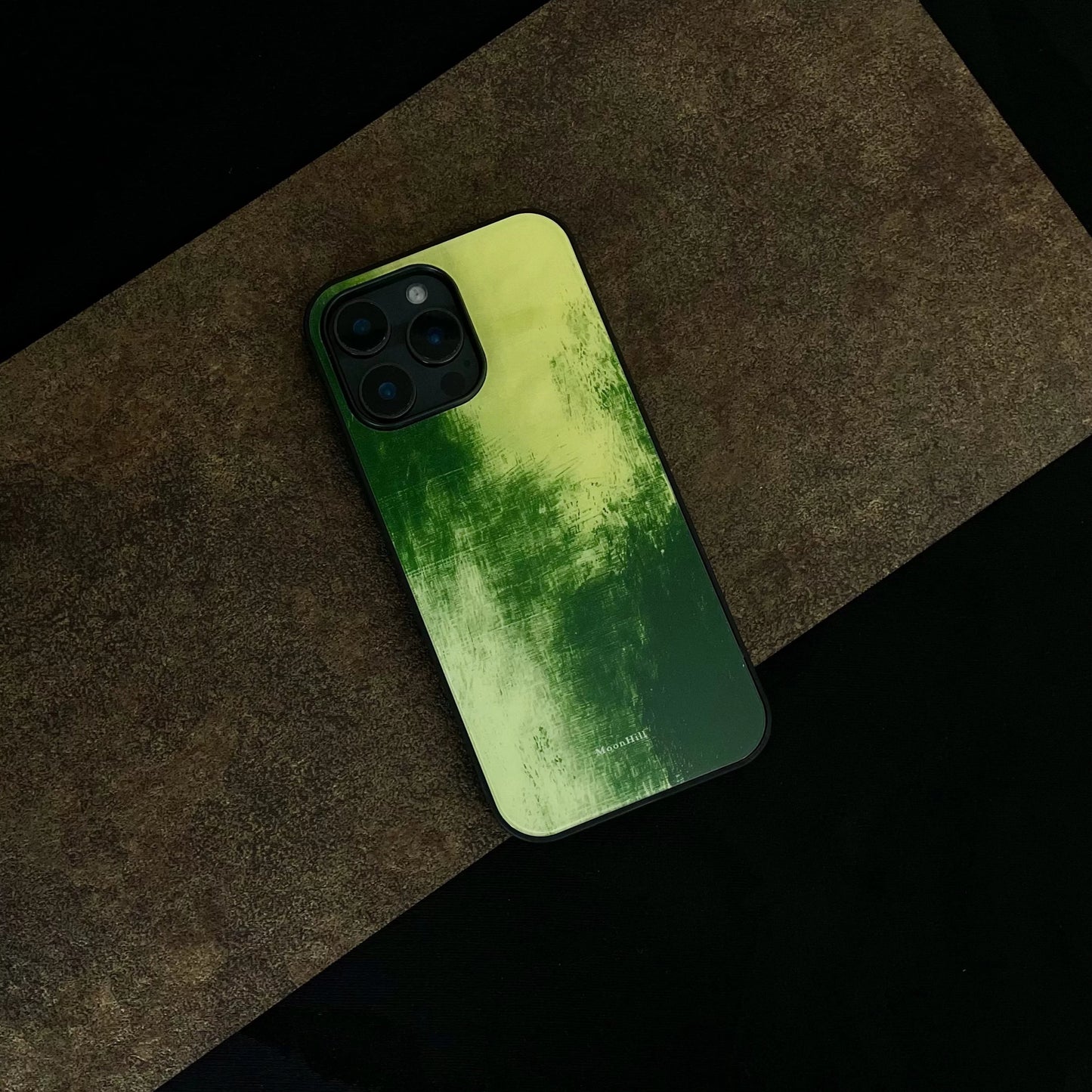 Green non-slip full-coverage glass original design premium phone case