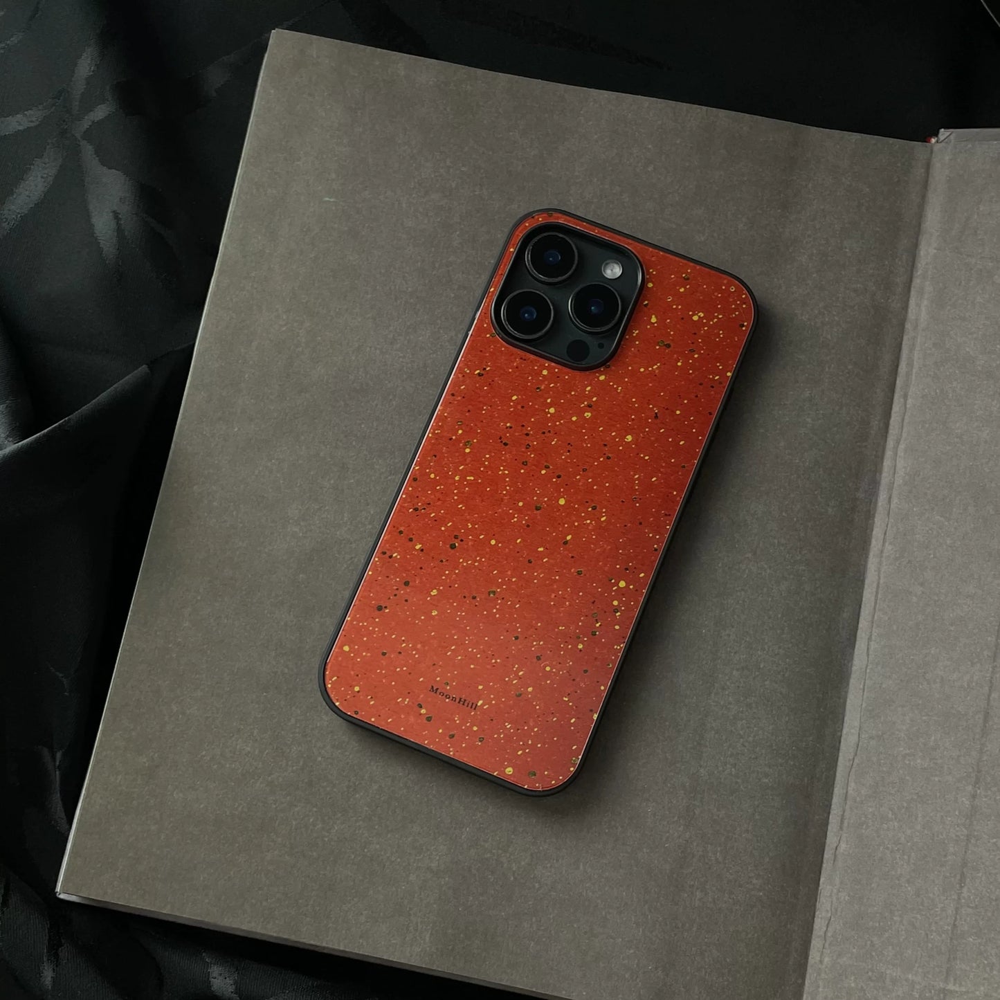 Red and gold abstract art non-slip full-coverage tempered glass premium phone case