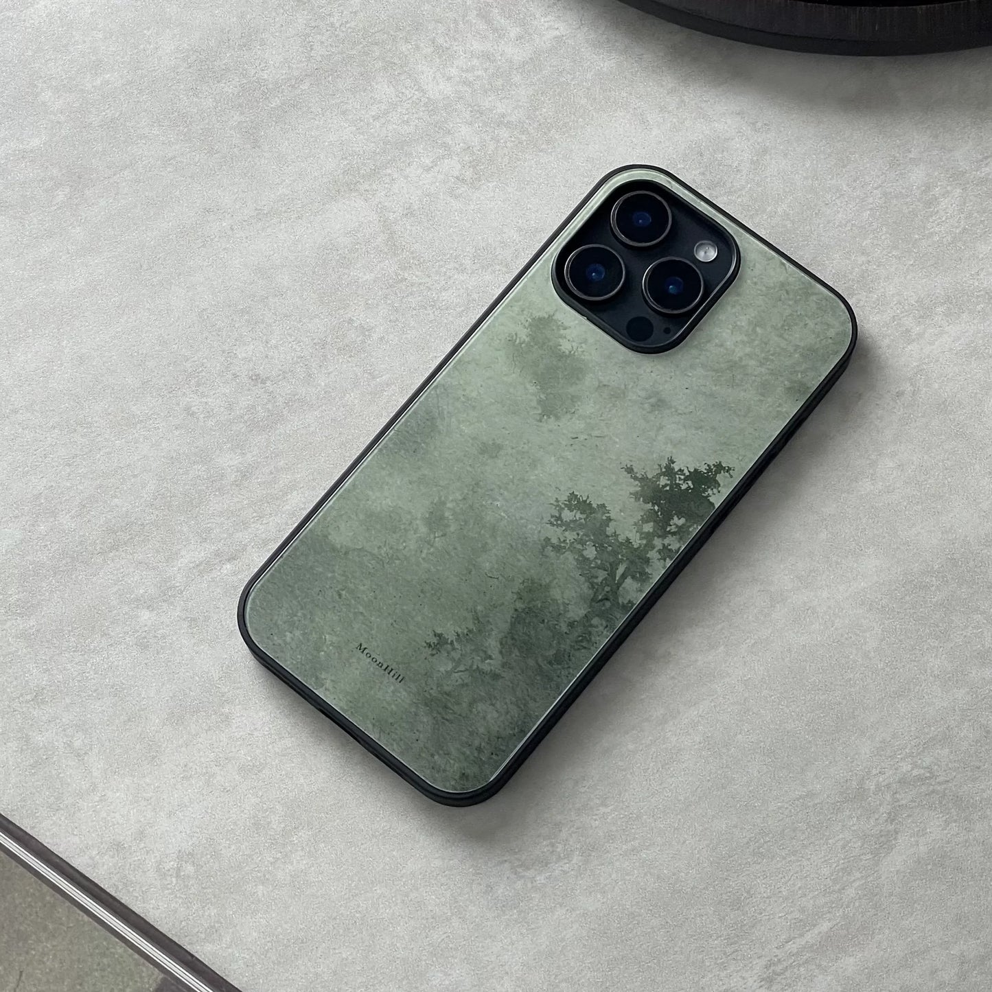 Abstract painting of pine trees in slumber, non-slip, full-coverage glass, original design, premium new phone case.