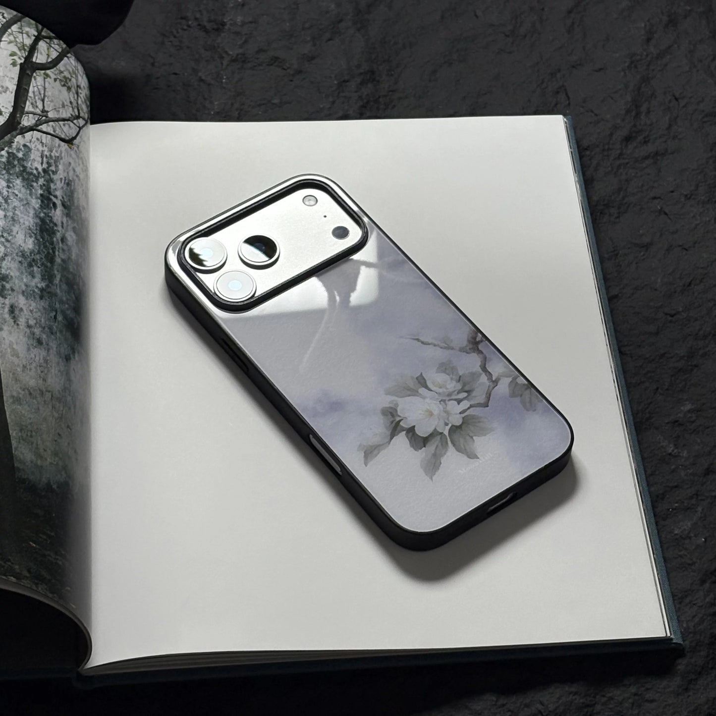 Snowy White Magnolia Flower Art Design Anti-slip Full Coverage Glass Premium Phone Case