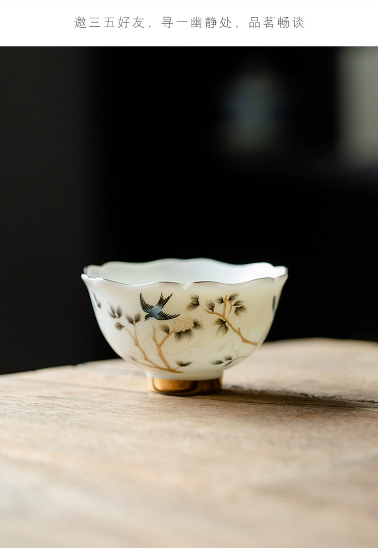 Flying-Bird White Porcelain Wood-Ash Teacup