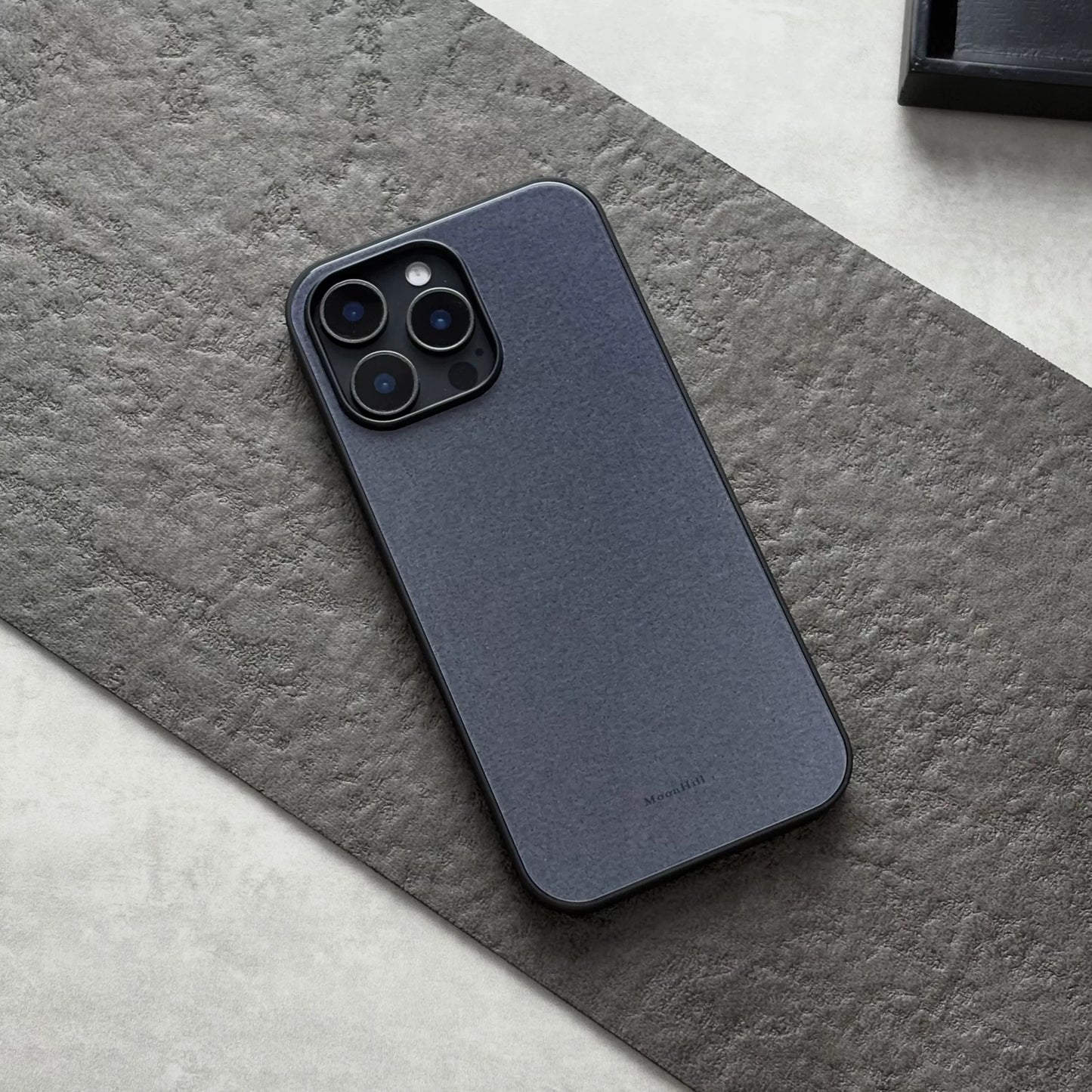 Black non-slip full-coverage glass premium phone case