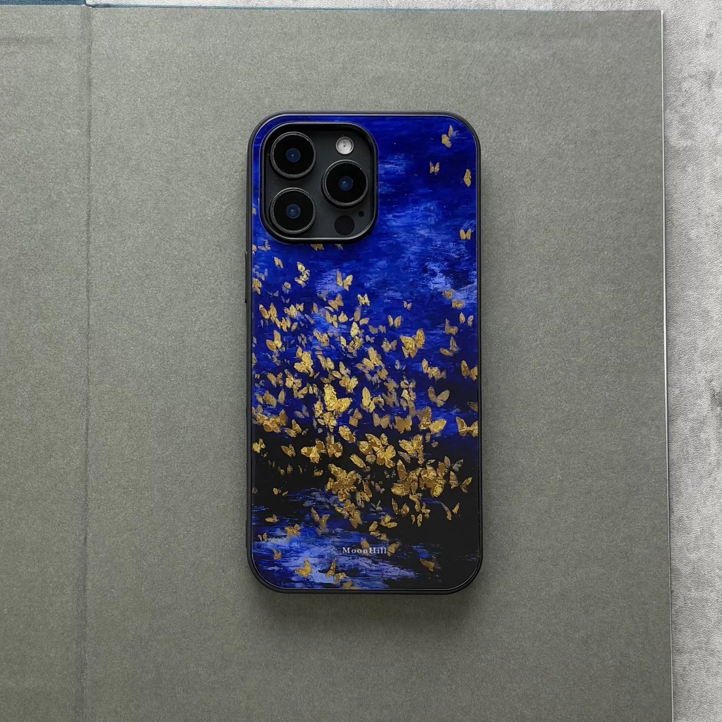 Dreamy golden butterfly art design non-slip full-coverage tempered glass premium phone case