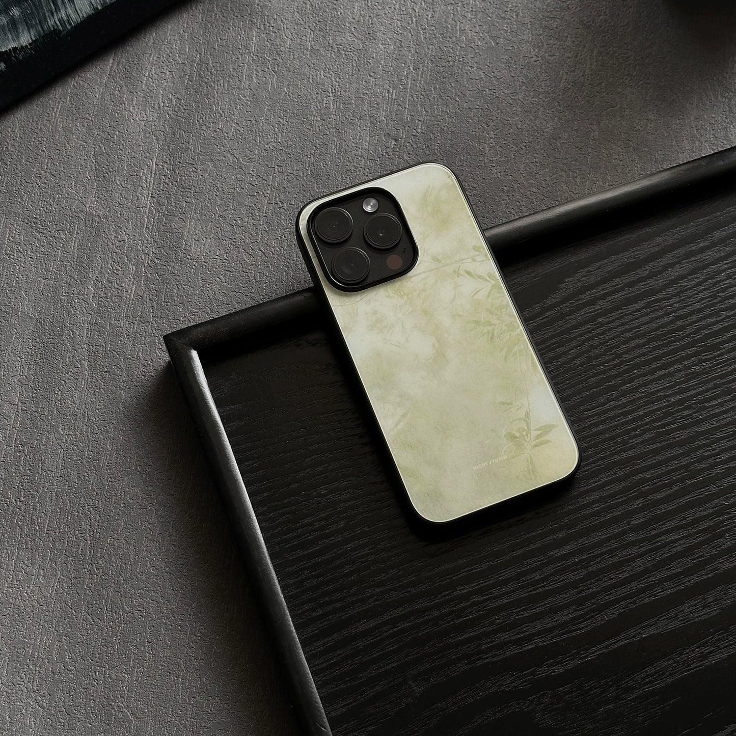 Night Studio Toon Branch Green Protective Phone Case