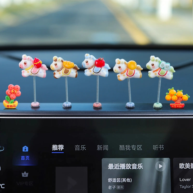 2026 New Year Car Dashboard Zodiac Horse Mini Figurine – New Year Gift