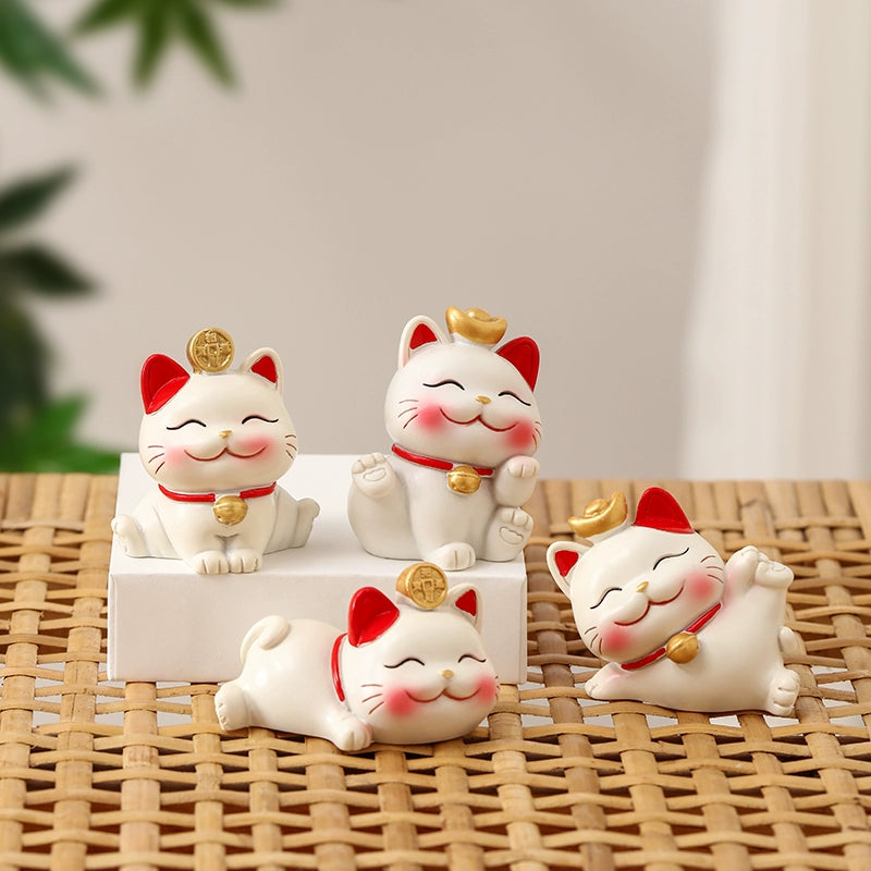 Fortune Cat Car Gadget Office Desktop Decoration
