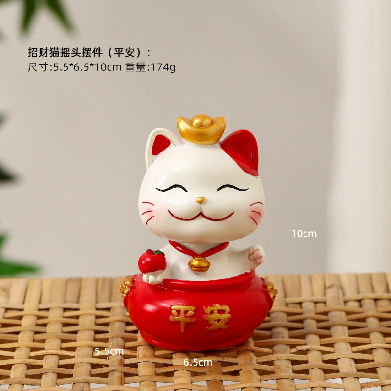 Fortune Cat Car Gadget Office Desktop Decoration
