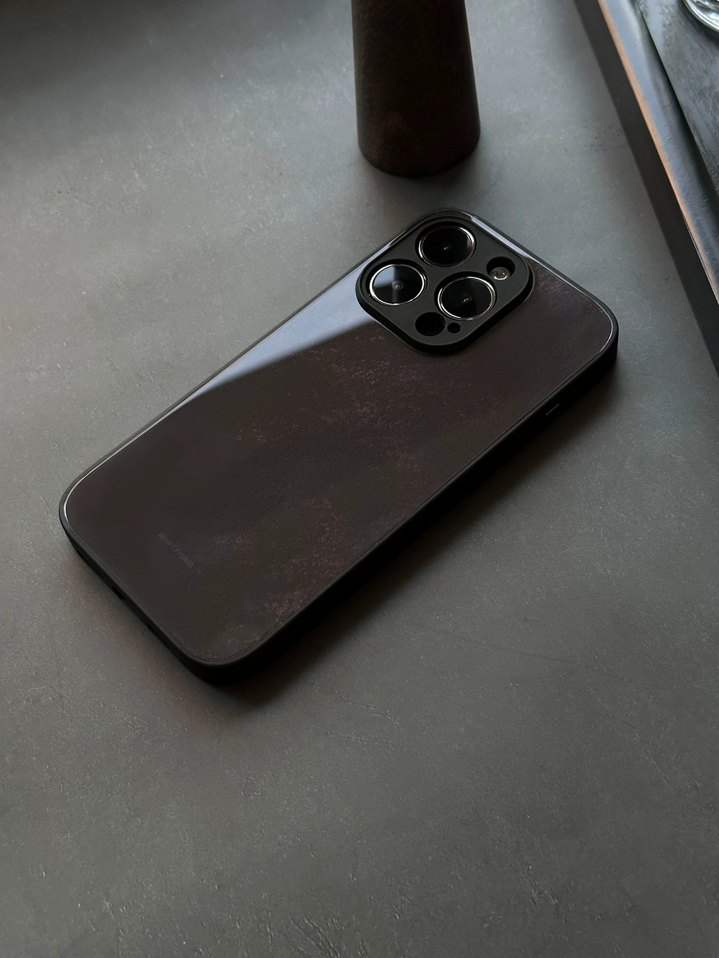 Night Studio Artistic Pattern Brown Protective Phone Case