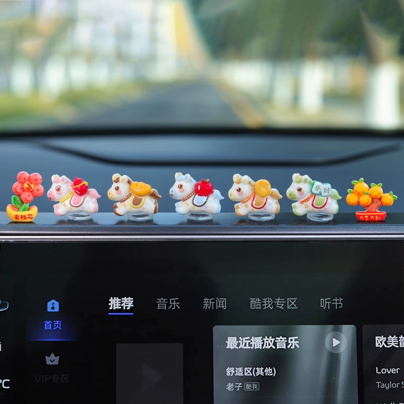 2026 New Year Car Dashboard Zodiac Horse Mini Figurine – New Year Gift