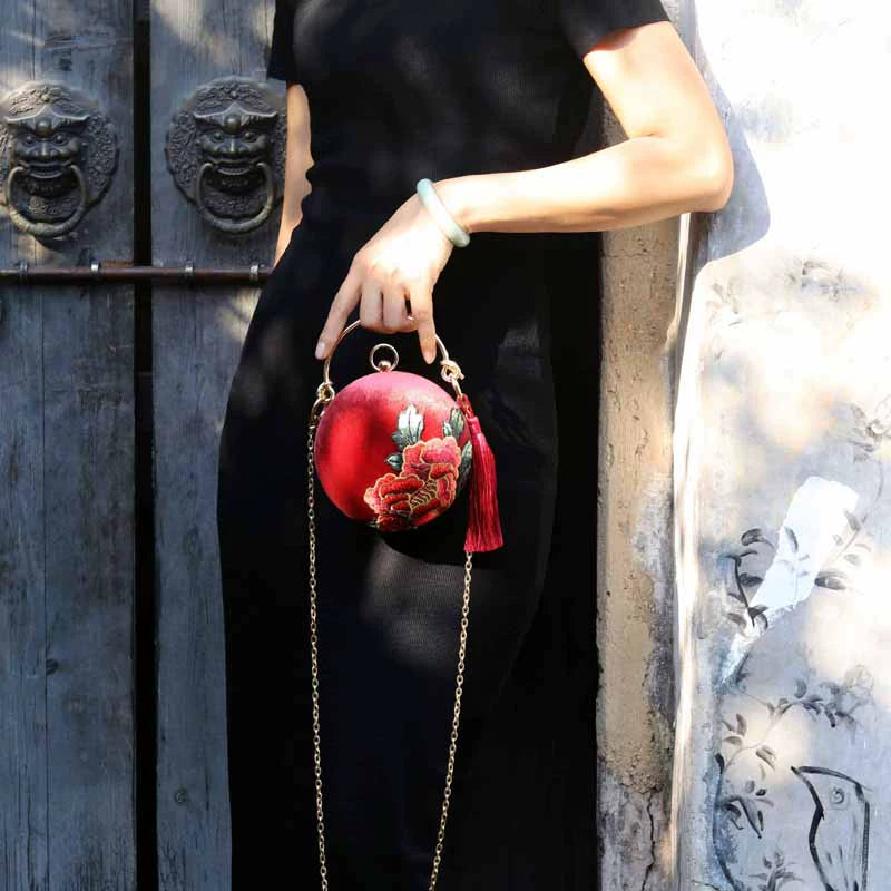 Chinese original ancient thorn shoulder handbag mini gold bag