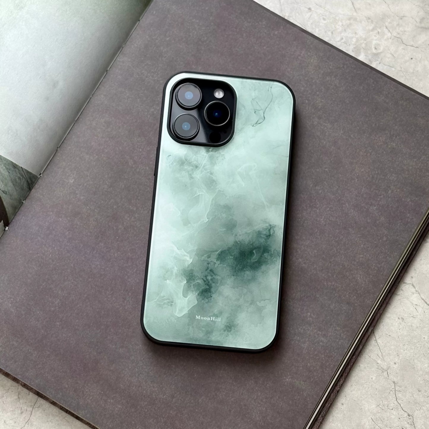 Emerald green anti-slip full-coverage glass premium phone case