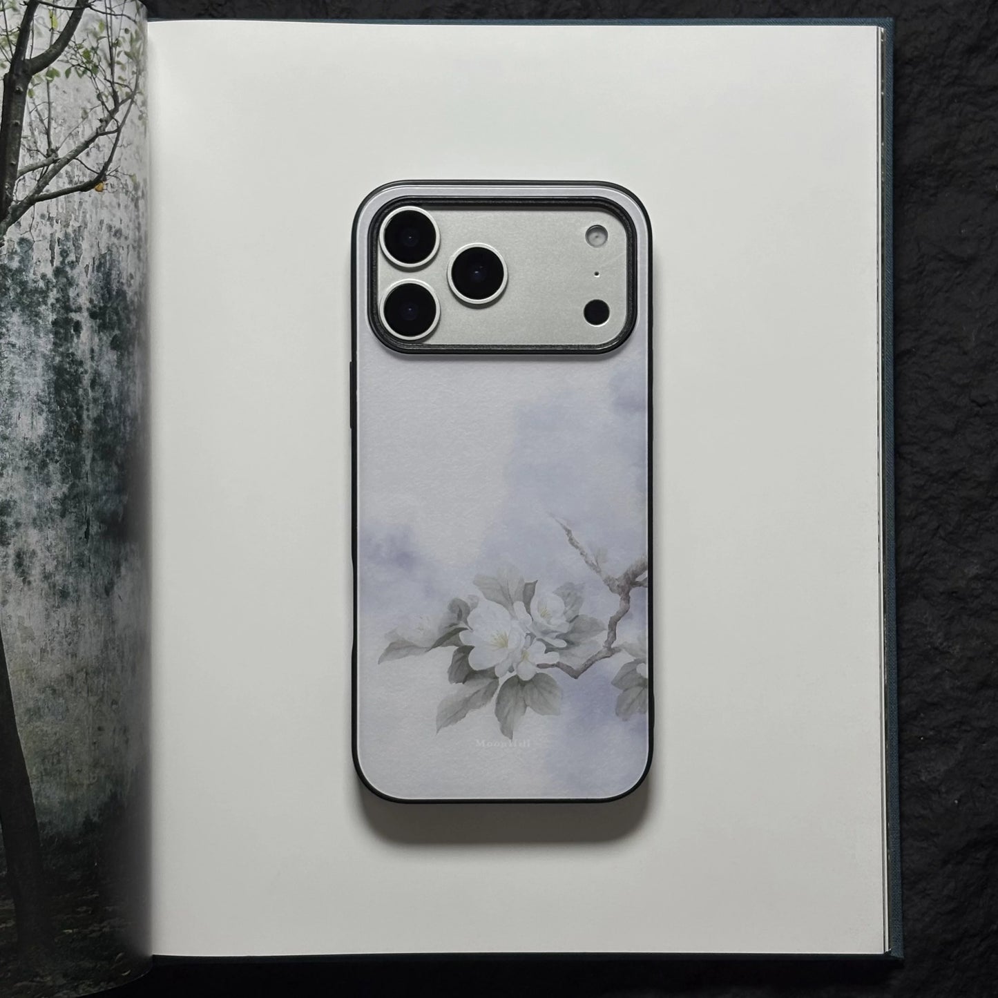Snowy White Magnolia Flower Art Design Anti-slip Full Coverage Glass Premium Phone Case