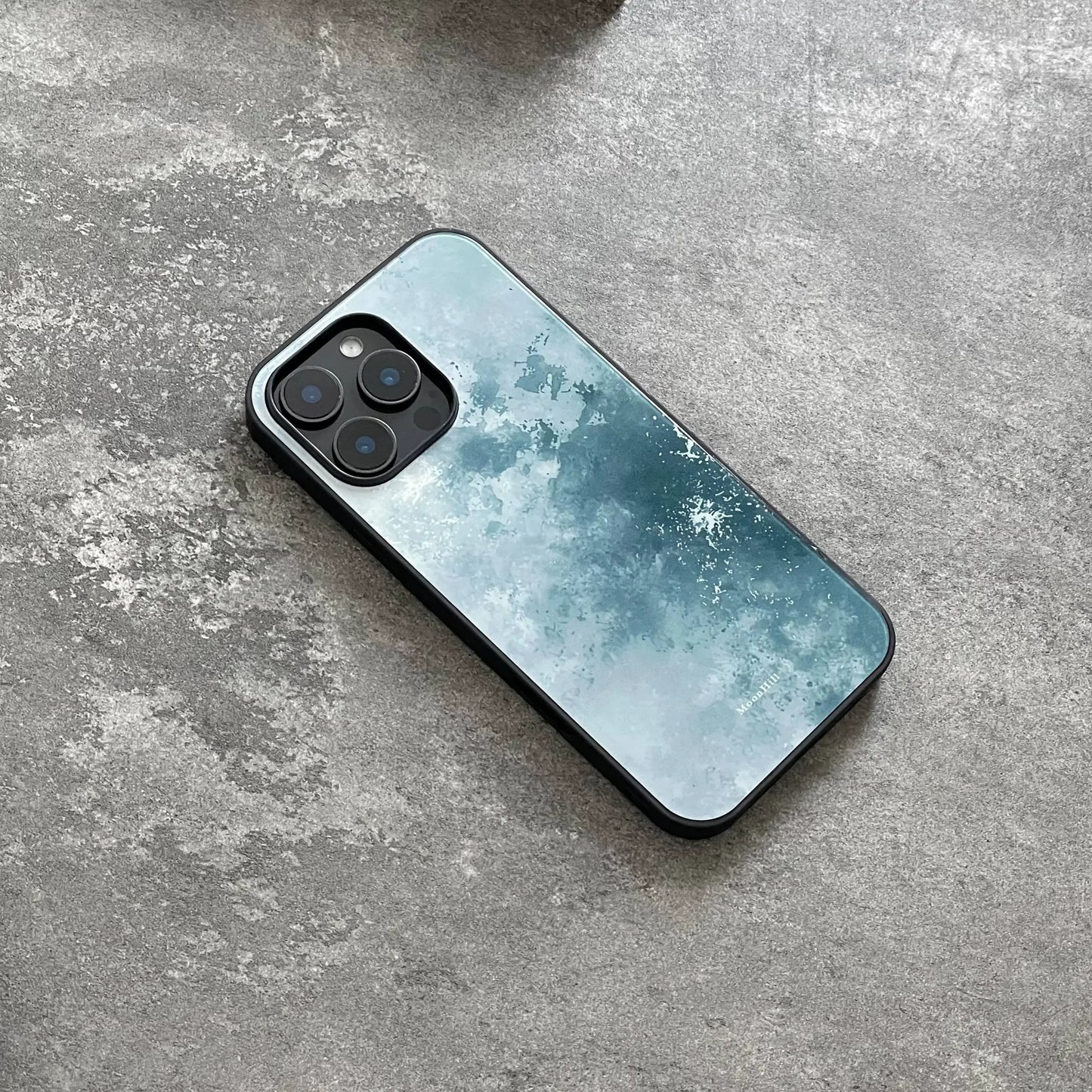ray-blue cloudy pattern anti-slip full-coverage tempered glass premium phone case