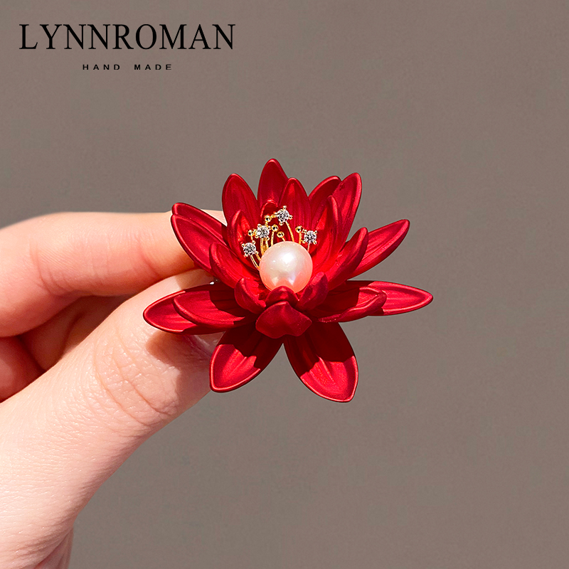 China International Elegant Pearl Flower Breast
