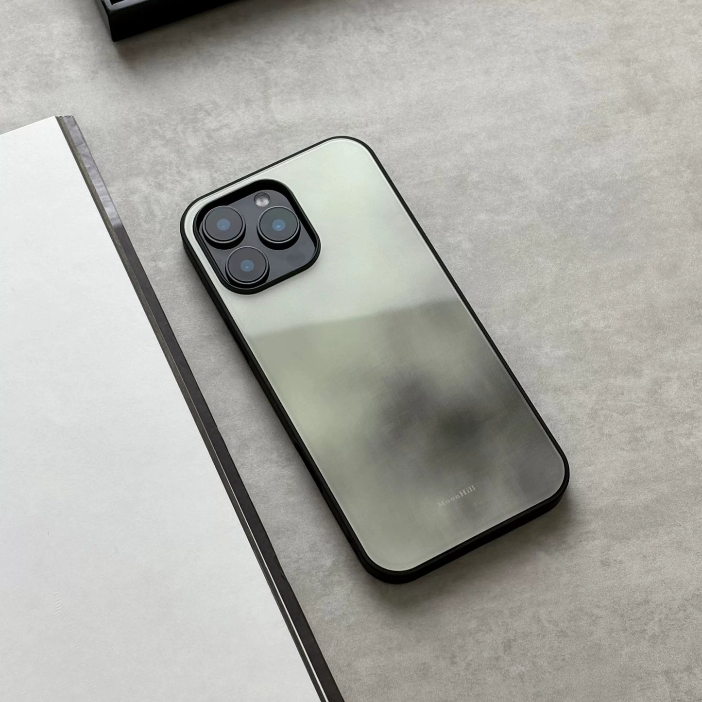 Gray and white ink painting style non-slip full-coverage glass premium phone case