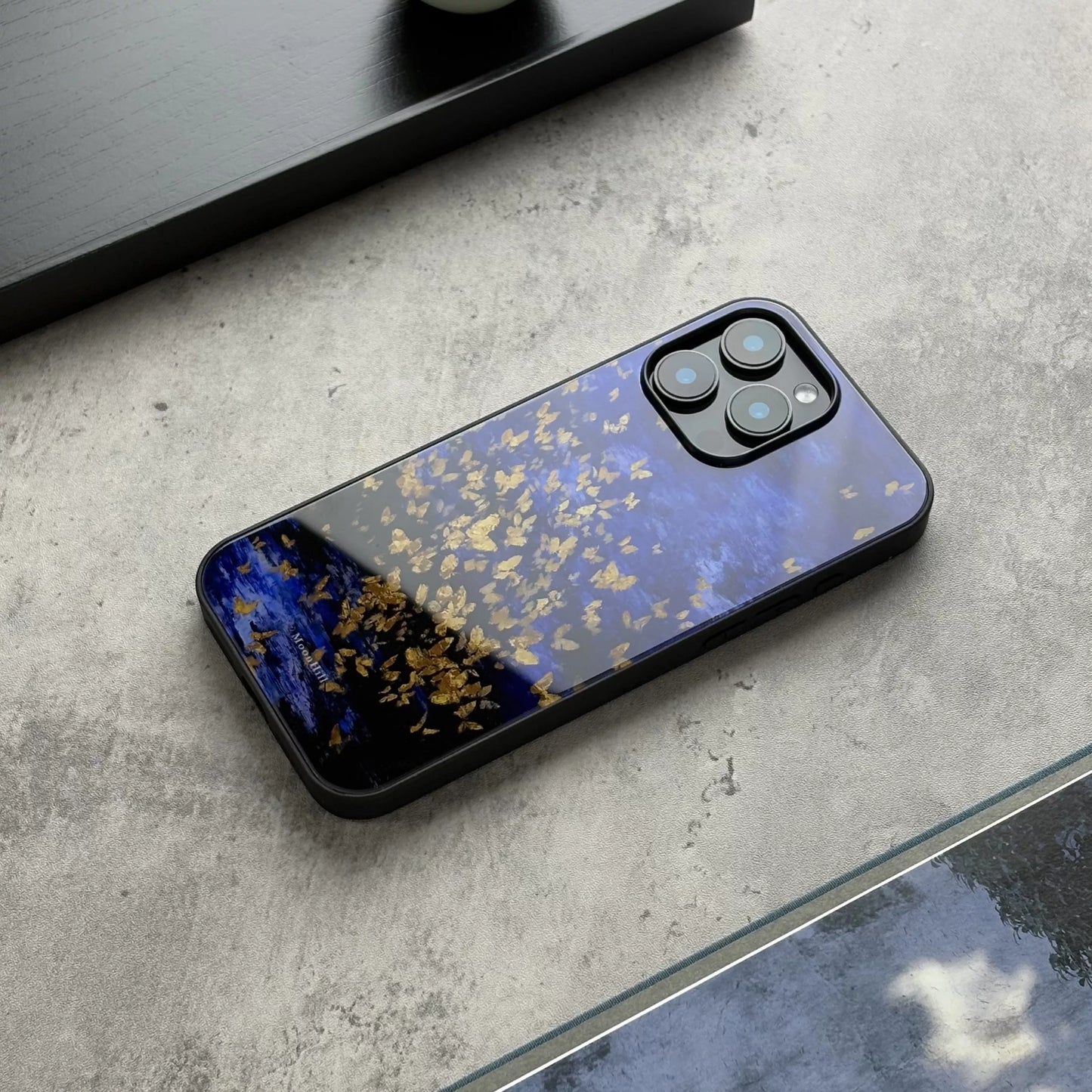 Dreamy golden butterfly art design non-slip full-coverage tempered glass premium phone case
