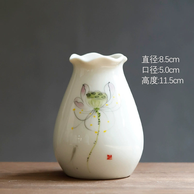 Chinese Hand Painted Ceramic Flower Vase