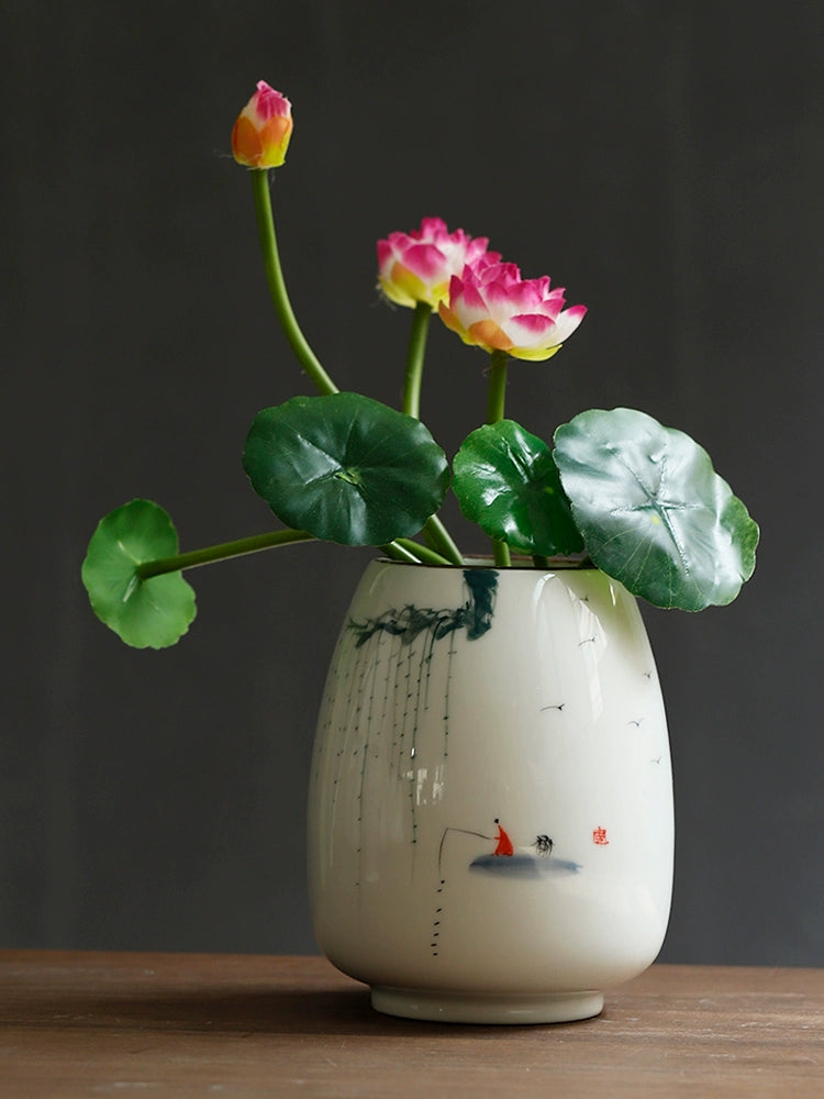 Chinese Hand Painted Ceramic Flower Vase