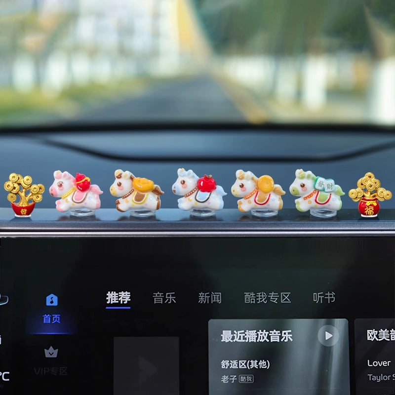 2026 New Year Car Dashboard Zodiac Horse Mini Figurine – New Year Gift