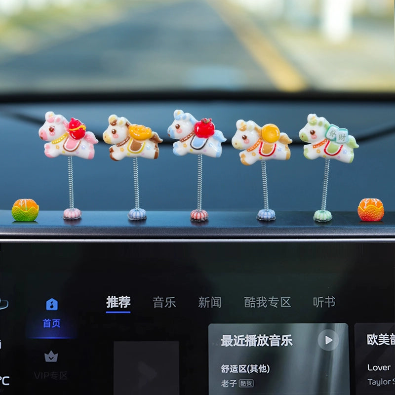 2026 New Year Car Dashboard Zodiac Horse Mini Figurine – New Year Gift