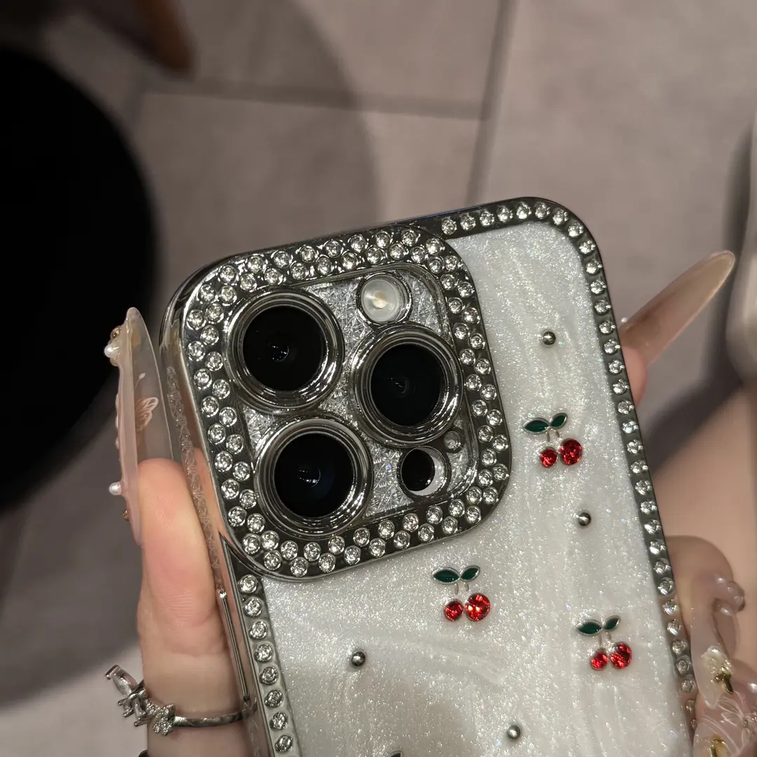 Instagram-style rhinestone cherry blossom floral rhinestone phone case